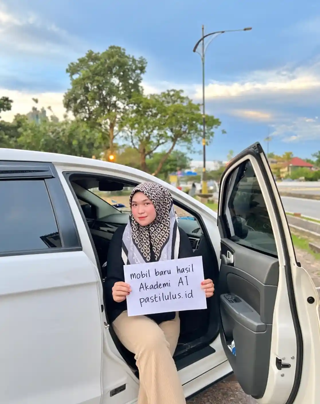 Alumni membagikan hasil yang dicapai